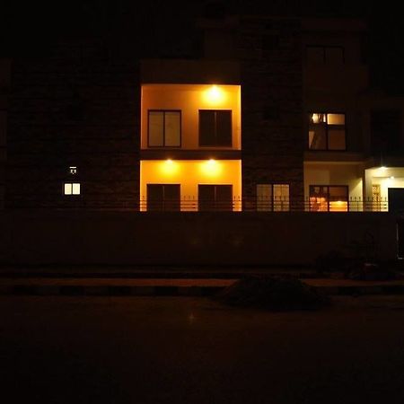 Sarai Silk Route Hotel Gilgit Ngoại thất bức ảnh